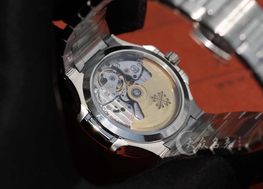 3K廠百達翡麗鸚鵡螺7118/1A-011女裝(35.2mm) 第10张