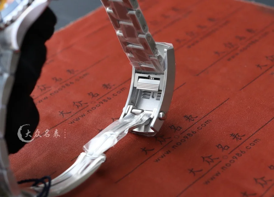 百年靈超級海洋A17375211I1A1復刻表銷售(42mm) 第11张