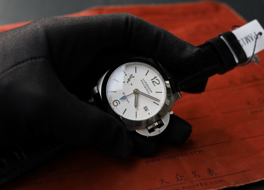 VS廠沛納海廬米諾PAM01367復刻表（40mm） 第2张