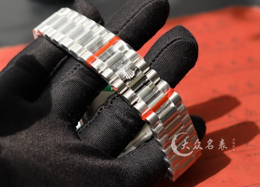 勞力士星期日歷型 m228239-0005復刻表(40mm) 第11张