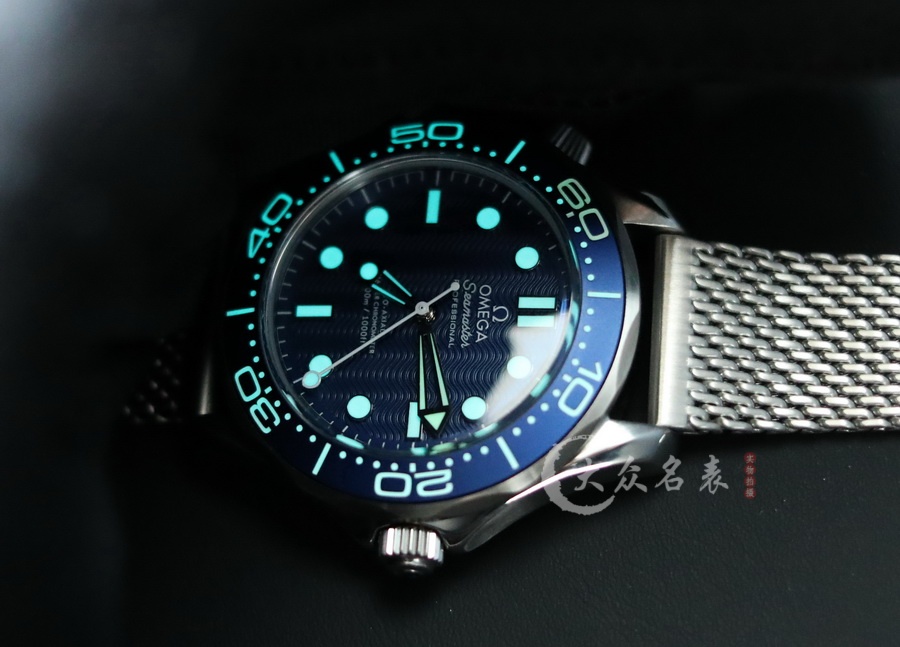 VS廠歐米茄海馬210.30.42.20.03.002復刻表(詹姆斯·邦德六十周年紀念) 第13张