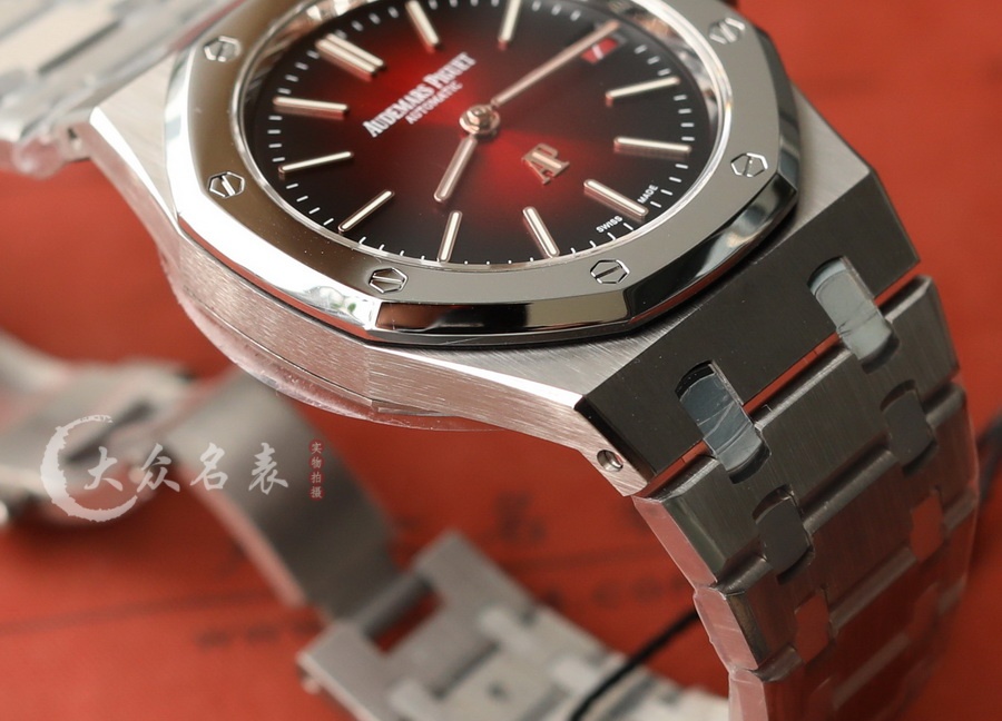 ZF廠愛彼皇家橡樹16202XT.OO.1240XT.01鈦金屬復刻表(39mm) 第8张