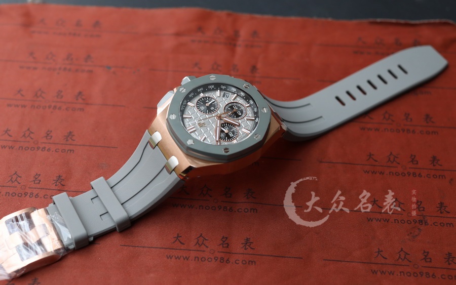 DDF愛彼皇家橡樹離岸型系列26420OI.OO.A015VE.01腕表(43mm) 第4张