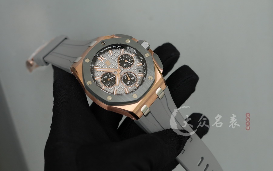 DDF愛彼皇家橡樹離岸型系列26420OI.OO.A015VE.01腕表(43mm) 第2张