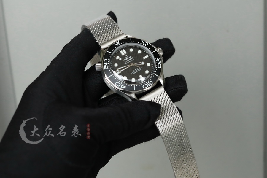 VS廠歐米茄海馬系列210.30.42.20.01.010 復刻表 第2张