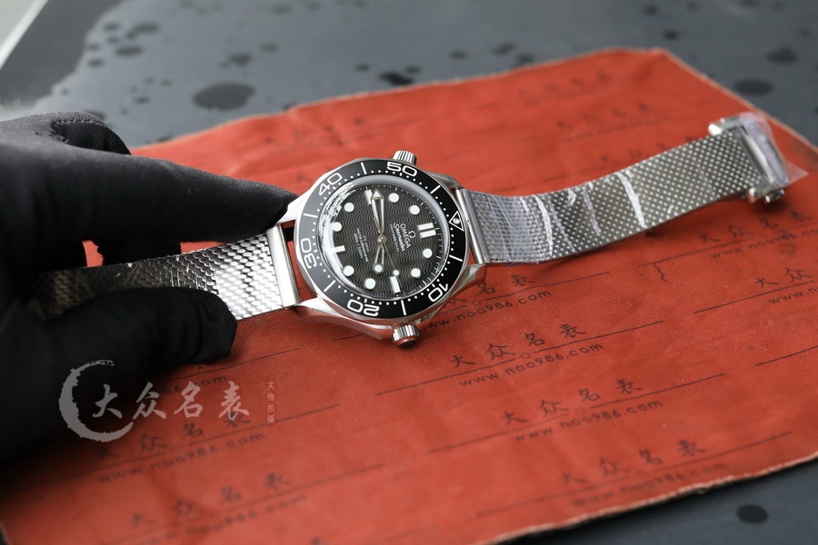 VS廠歐米茄海馬系列210.30.42.20.01.010 復刻表 第4张