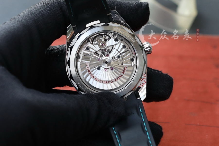 VS廠歐米茄海馬220.32.41.21.03.001綠松石(41mm) 第10张